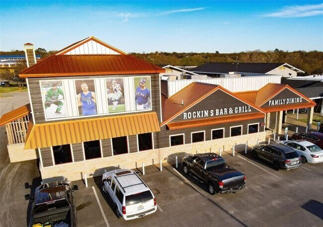 More details for 1401 Texas 16, Graham, TX - Retail for Sale