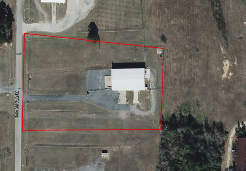 628 Industrial Park Rd, Roberta, GA à louer - Photo du bâtiment - Image 2 de 21