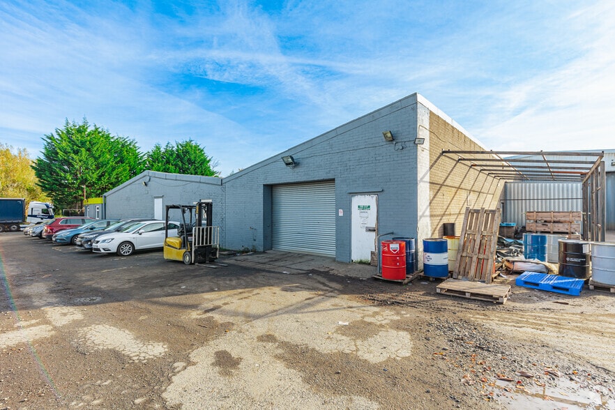 Pentland Rd, Loanhead for lease - Building Photo - Image 2 of 5