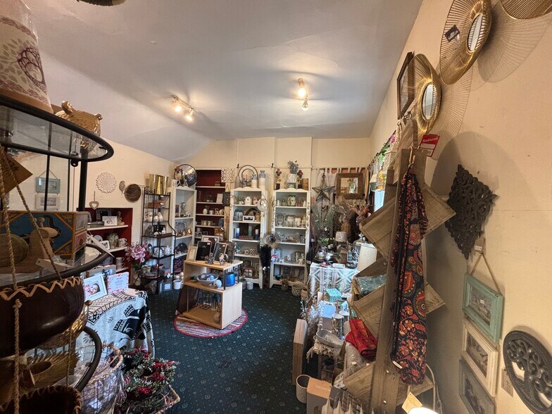 121 High St, Midsomer Norton à vendre - Photo du bâtiment - Image 3 de 3
