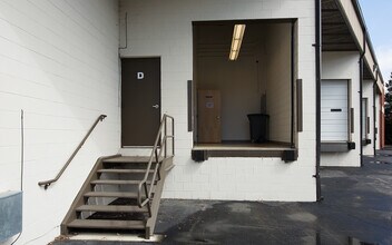 5350 Lewis Rd, Sandston, VA à louer Photo du bâtiment- Image 2 de 5