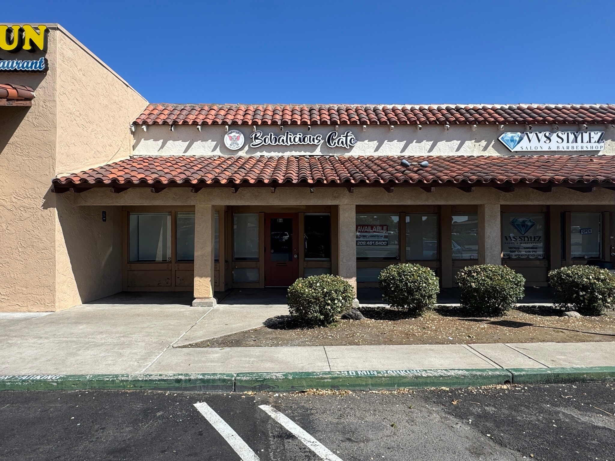 7604-7610 Pacific Ave, Stockton, CA for lease Building Photo- Image 1 of 8