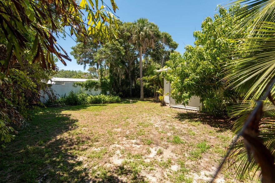 2101 Vernon Pl, Melbourne, FL for sale - Building Photo - Image 3 of 13
