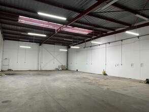 240 Rue Helene Boucher, Buc for lease Interior Photo- Image 1 of 3