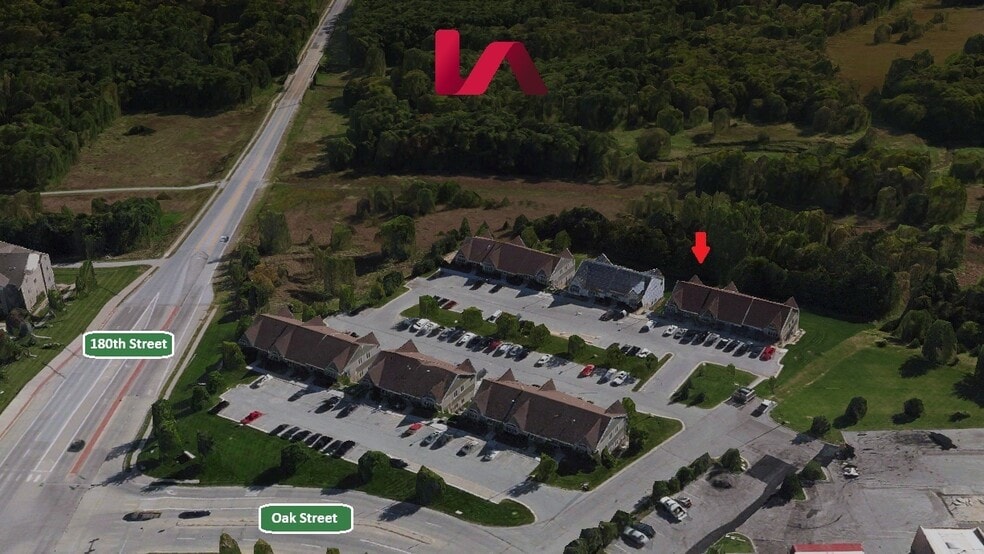 18045 Oak St, Omaha, NE for sale - Building Photo - Image 2 of 2