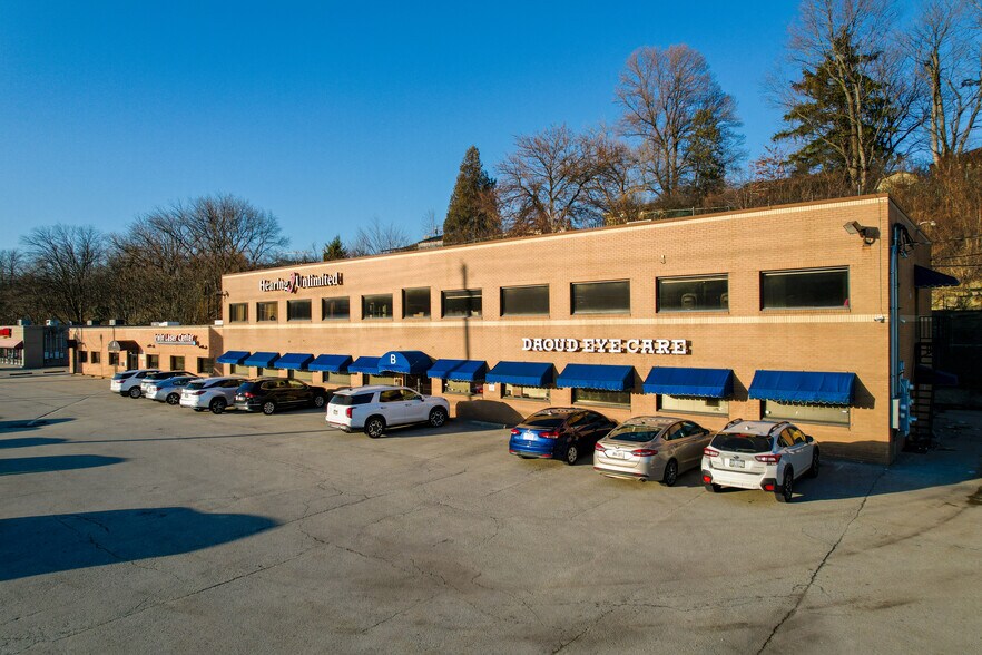 9173 Lincoln Hwy, Irwin, PA à louer - Photo du bâtiment - Image 1 de 34