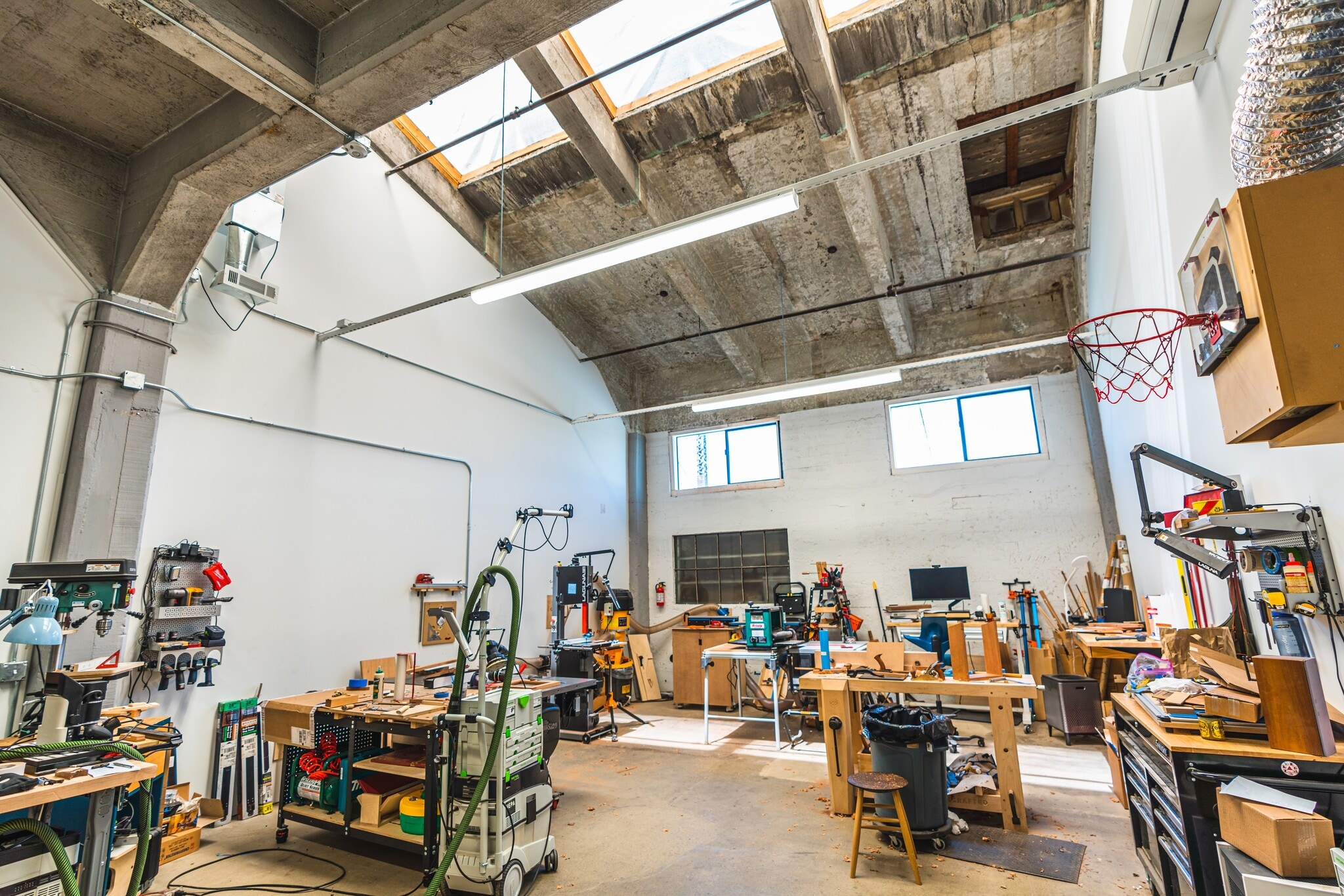 2744 E 11th St, Oakland, CA for lease Interior Photo- Image 1 of 6