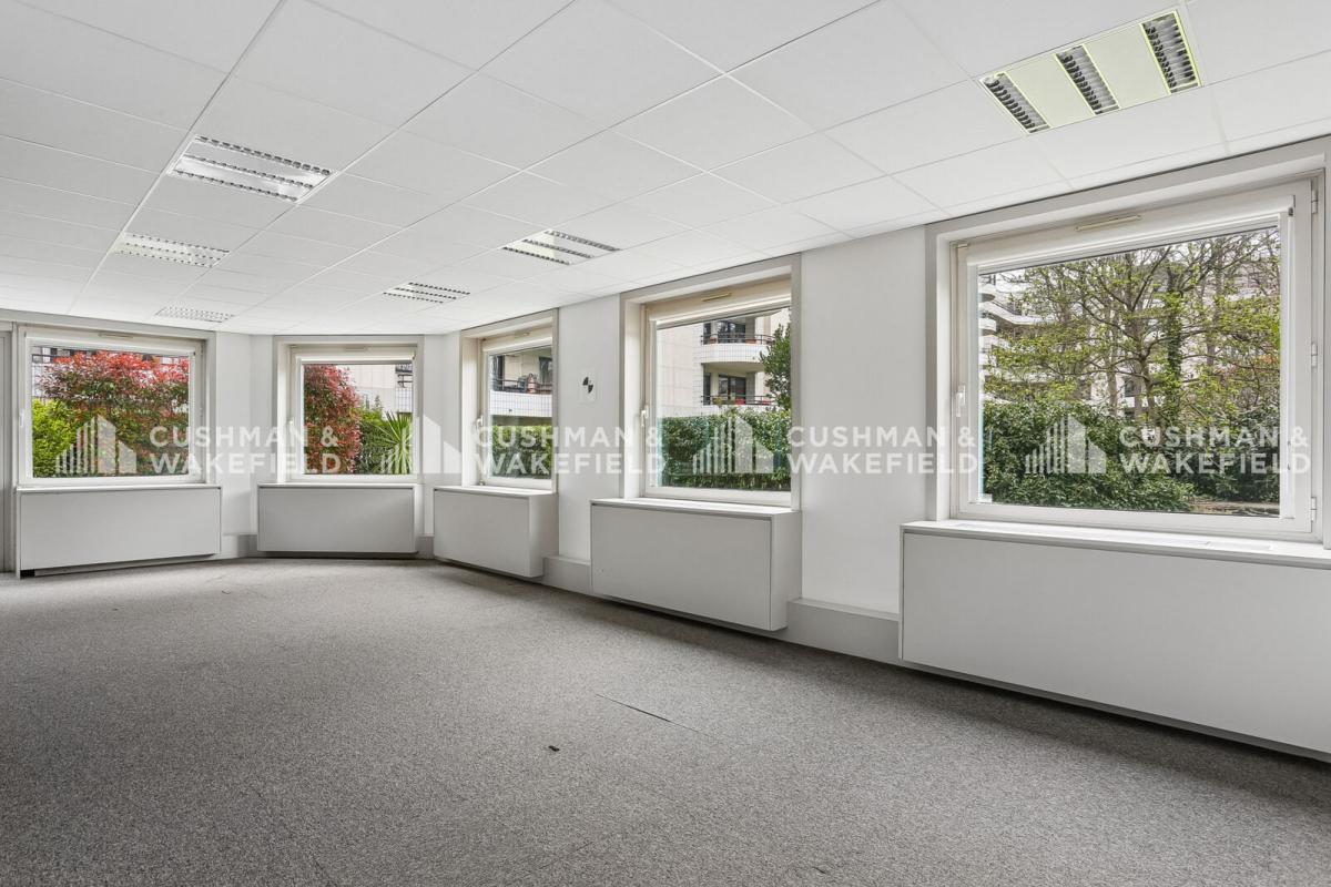 10 Rue Chevreul, Suresnes à vendre Photo intérieure- Image 1 de 17