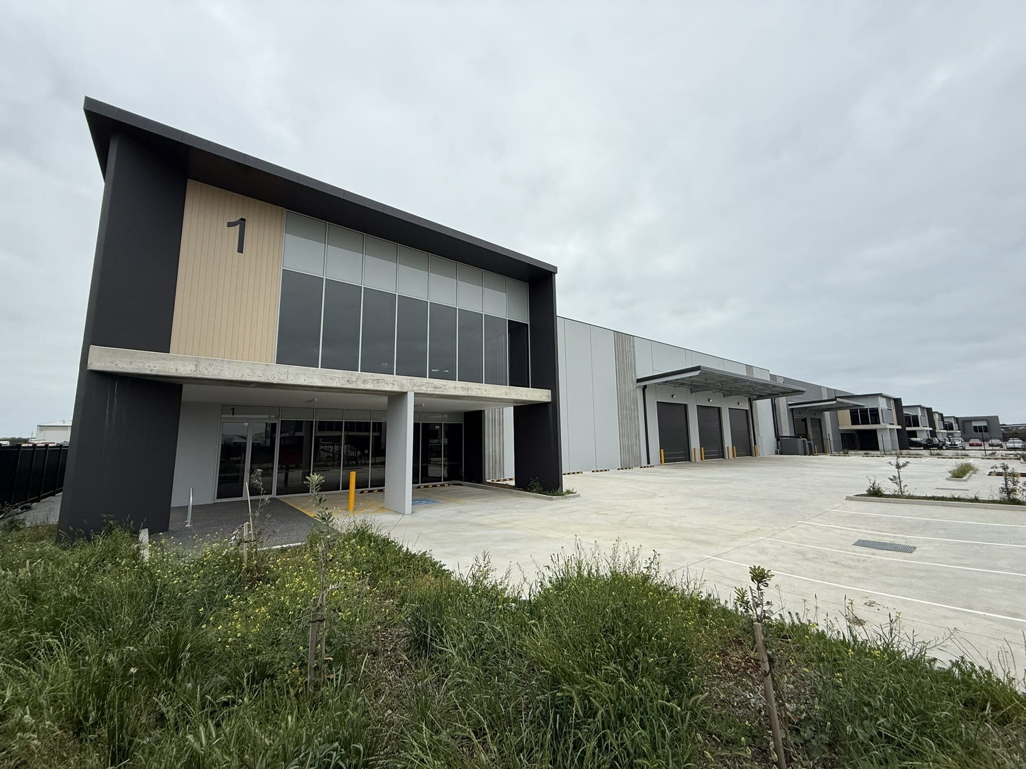 1-11 Industry Pl, Corio for lease Primary Photo- Image 1 of 7