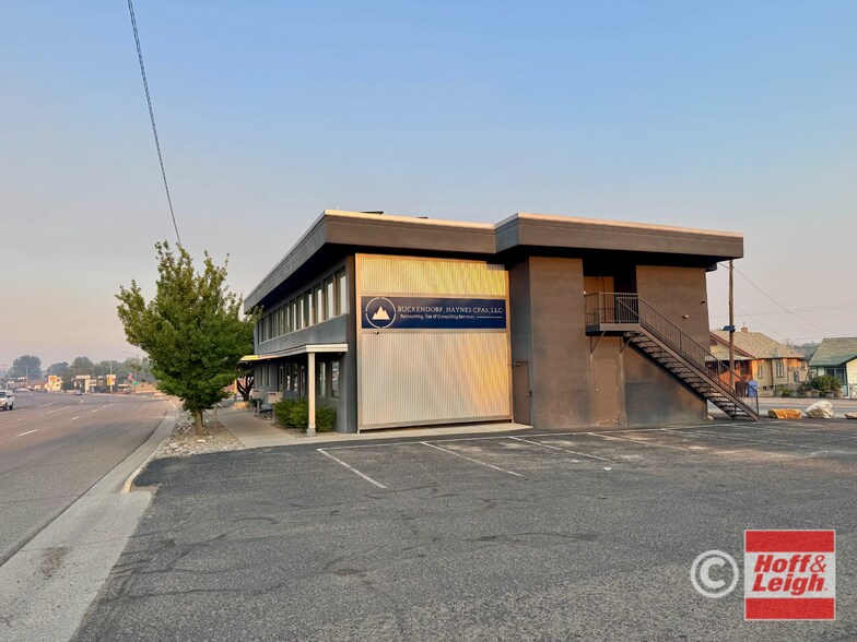 1519 E Main St, Montrose, CO à vendre - Photo du bâtiment - Image 2 de 11