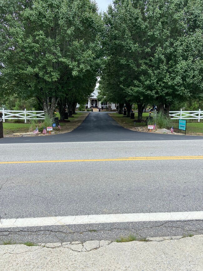 More details for 1963 Thrasher Pike, Hixson, TN - Land for Sale