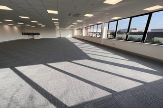 Molly Millars Ln, Wokingham for lease Interior Photo- Image 1 of 2