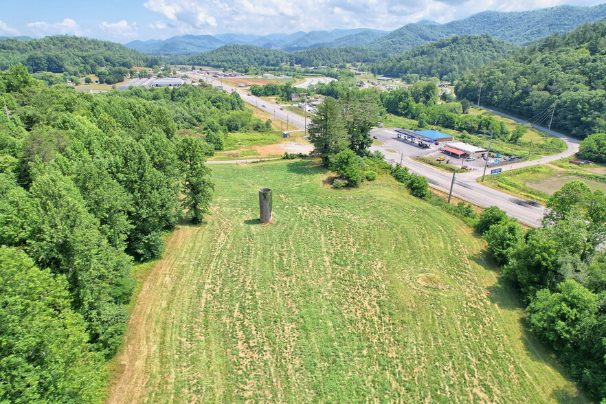 43 Wolfford Rd, Rabun Gap, GA à vendre - Photo du b timent - Image 3 de 13