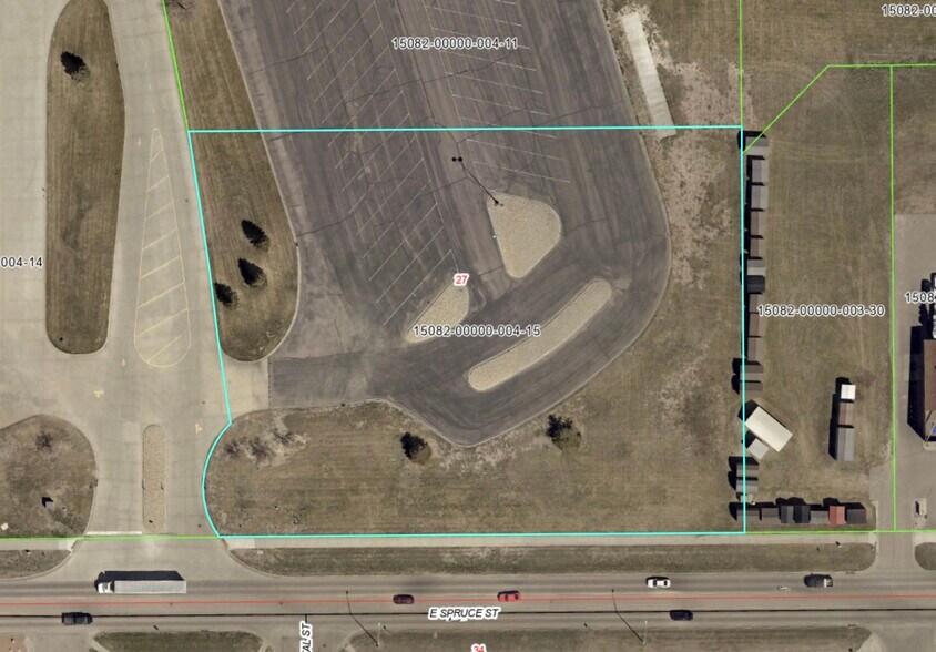 TBD E Spruce St, Mitchell, SD à vendre - Photo du bâtiment - Image 3 de 8