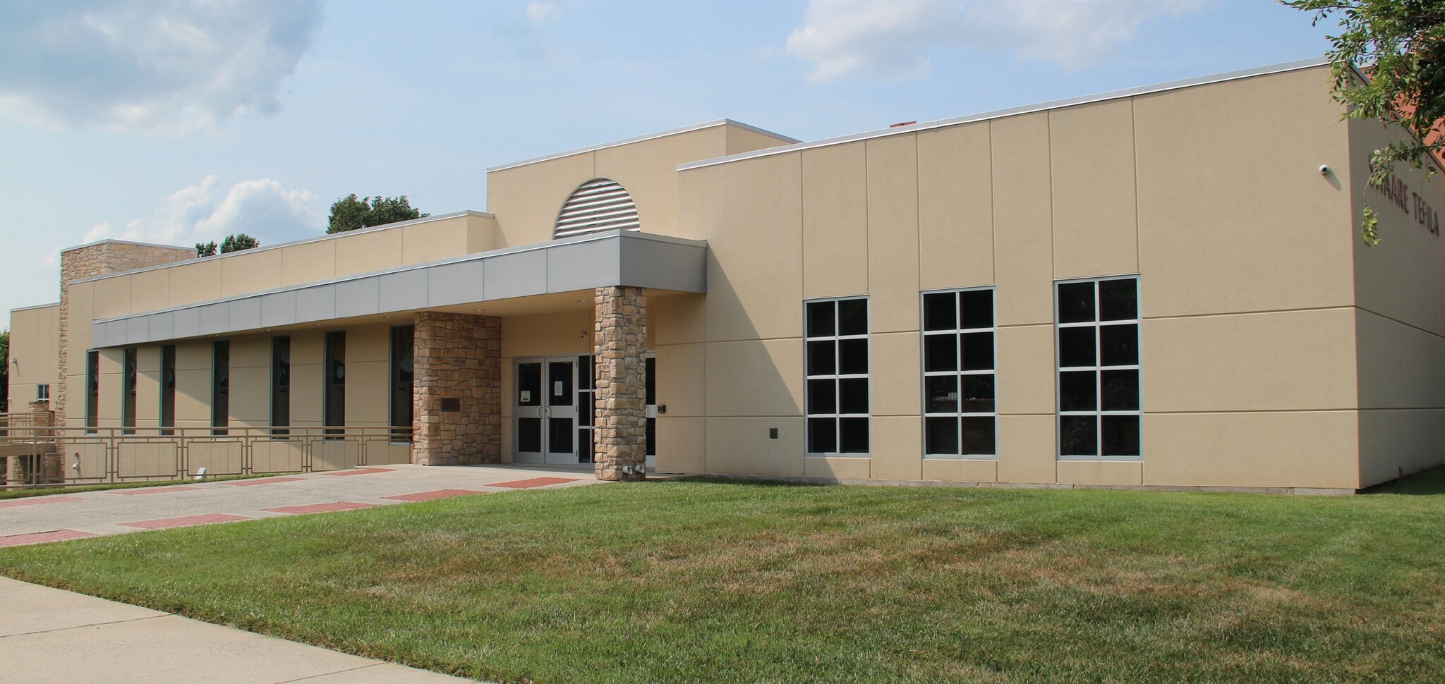 16620 Georgia Ave, Olney, MD for lease Building Photo- Image 1 of 4