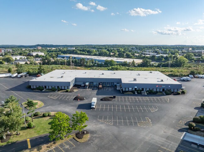 Plus de détails pour 96 Commerce Way, Woburn, MA - Industriel à louer