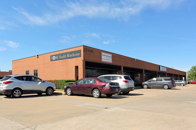 Plus de détails pour 12206 E 51st St, Tulsa, OK - Local d'activités à louer