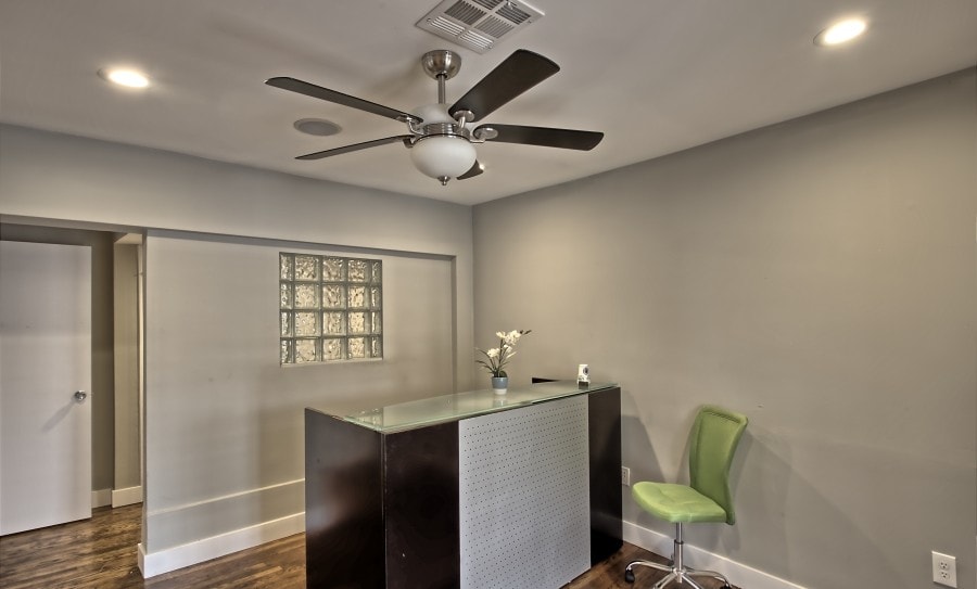 131 W University Dr, Mesa, AZ for lease - Lobby - Image 3 of 24