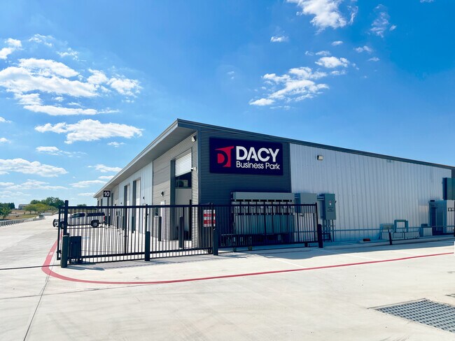 Plus de détails pour 3300 Dacy Ln, Kyle, TX - Local d'activités, Industriel à louer