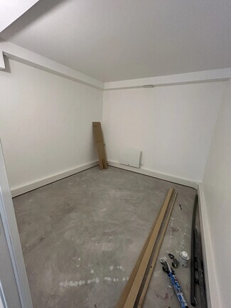 Plus de détails pour Commerce de détail à louer