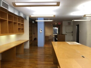 22 E 49th St, New York, NY for lease Interior Photo- Image 2 of 7