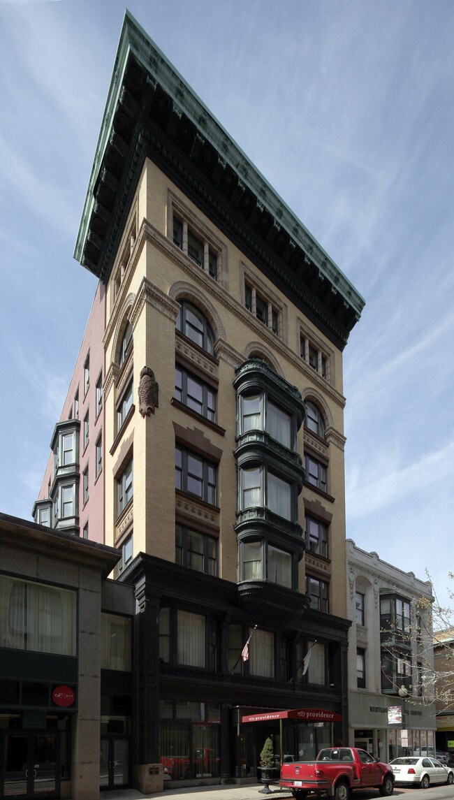 More details for 139 Mathewson St, Providence, RI - Hospitality for Sale