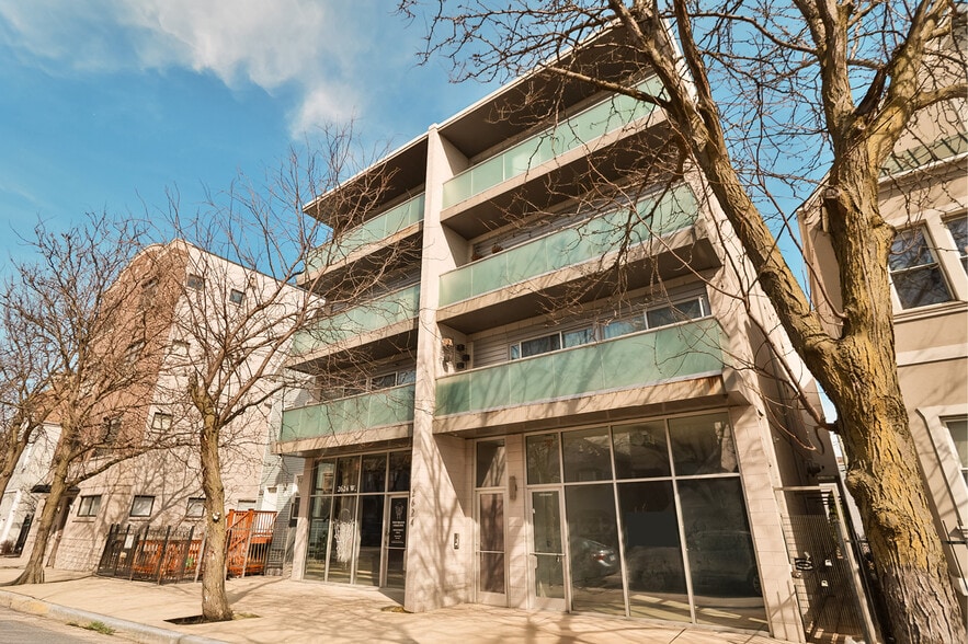 2624 W Armitage Ave, Chicago, IL for sale - Building Photo - Image 1 of 15