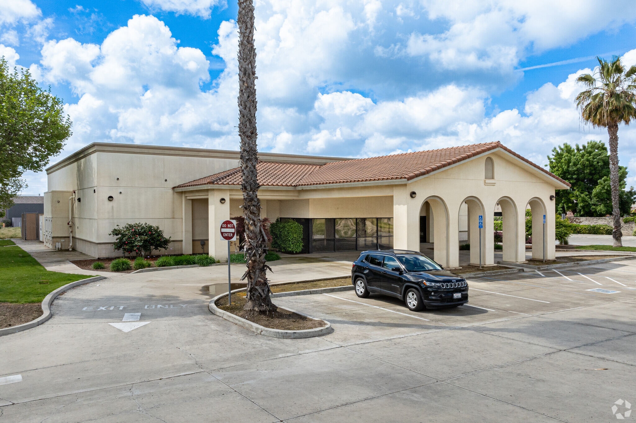 145 S Newmark Ave, Parlier, CA for sale Primary Photo- Image 1 of 18