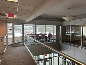 761 W 78th St, Chanhassen, MN for lease Interior Photo- Image 2 of 7