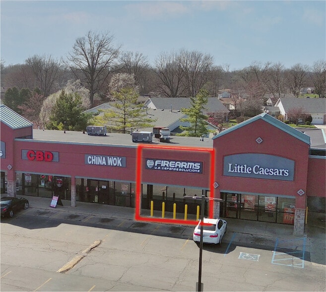 6320 Oaklandon Rd, Indianapolis, IN à louer - Photo du bâtiment - Image 3 de 6