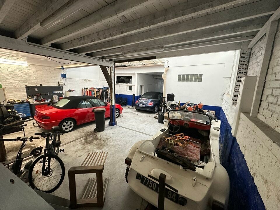 Flex in Saint-Maur-des-Fossés for lease Interior Photo- Image 1 of 6