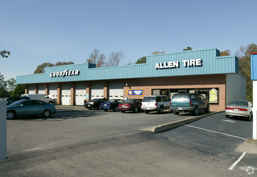 4110 W Hundred Rd, Chester, VA for lease - Building Photo - Image 1 of 1