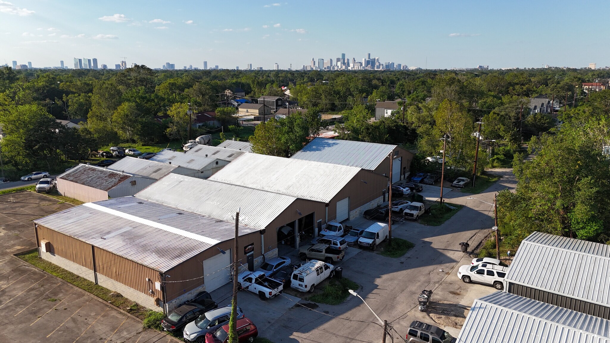 6912 Calhoun Rd, Houston, TX à louer Photo du bâtiment- Image 1 de 12