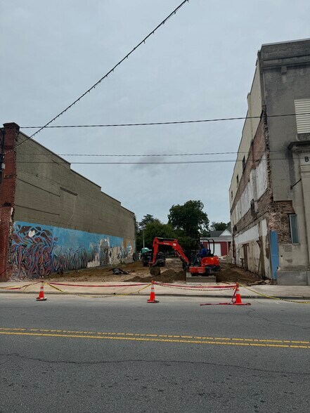 122-126 W Main St, Williamston, NC à vendre - Photo du bâtiment - Image 2 de 8