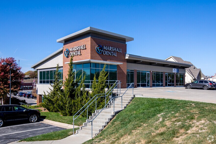 6112 Mo-9 Hwy, Kansas City, MO à louer - Photo du bâtiment - Image 3 de 6