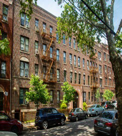 902 47th St, Brooklyn, NY à vendre - Photo du bâtiment - Image 2 de 4