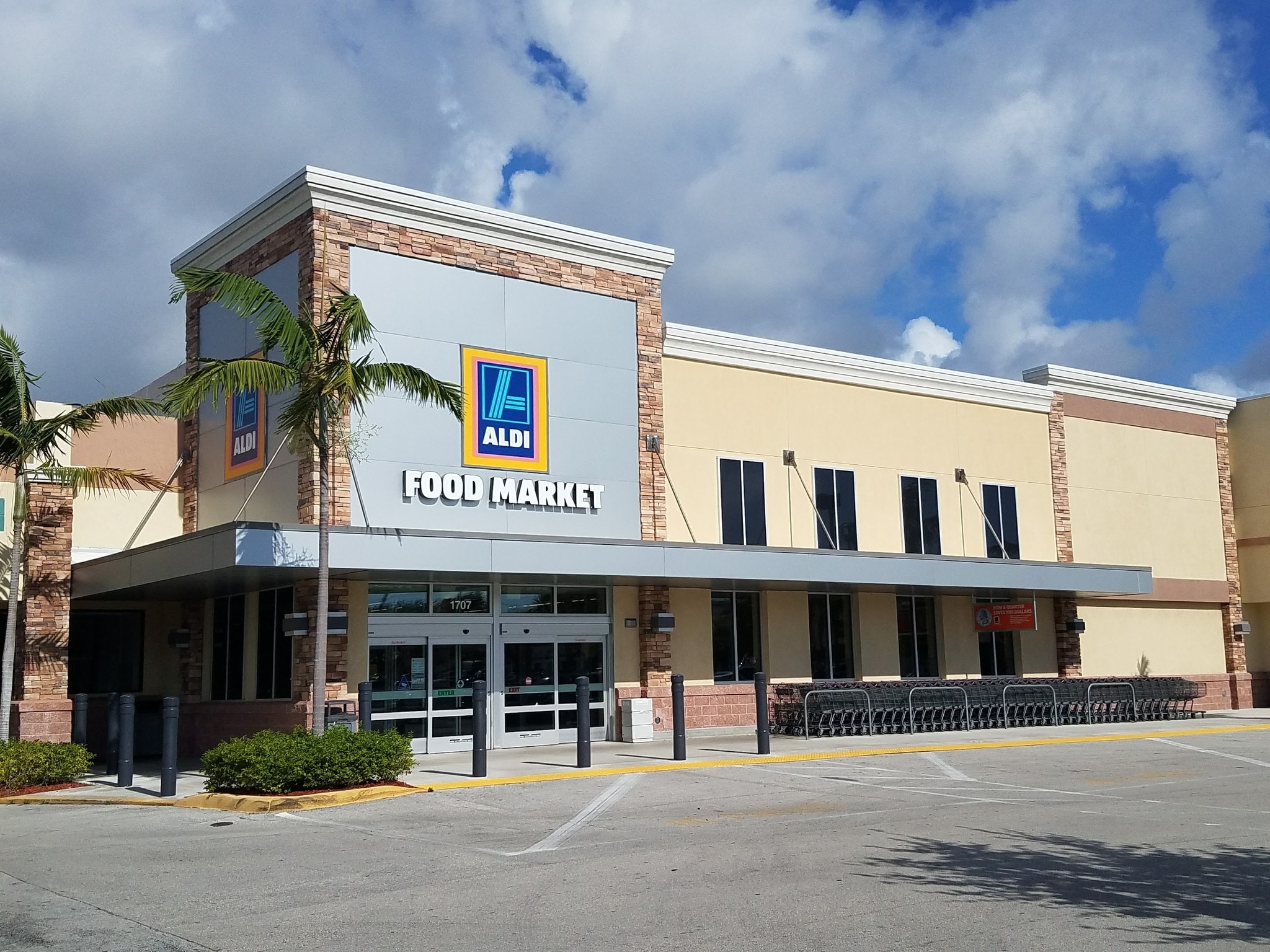 1701-1799 E Commercial Blvd, Fort Lauderdale, FL for lease Primary Photo- Image 1 of 12