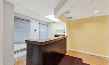 50 W 97th St, New York, NY for lease Interior Photo- Image 1 of 5