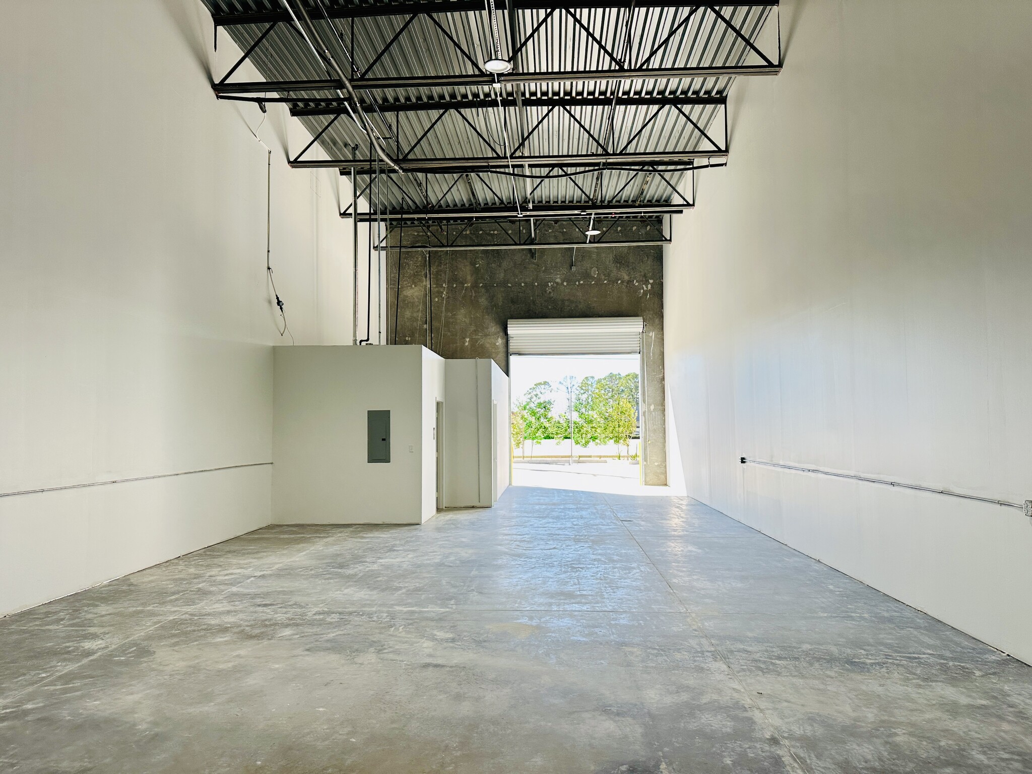 20140-20250 Holzwarth Rd, Spring, TX for lease Primary Photo- Image 1 of 8