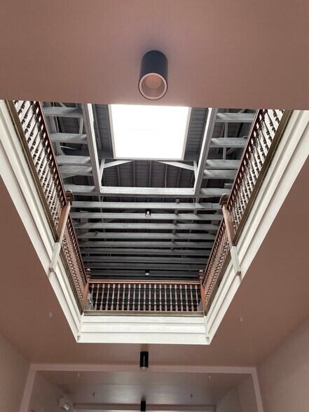5 E Broad St, Richmond, VA à louer - Photo du bâtiment - Image 3 de 12