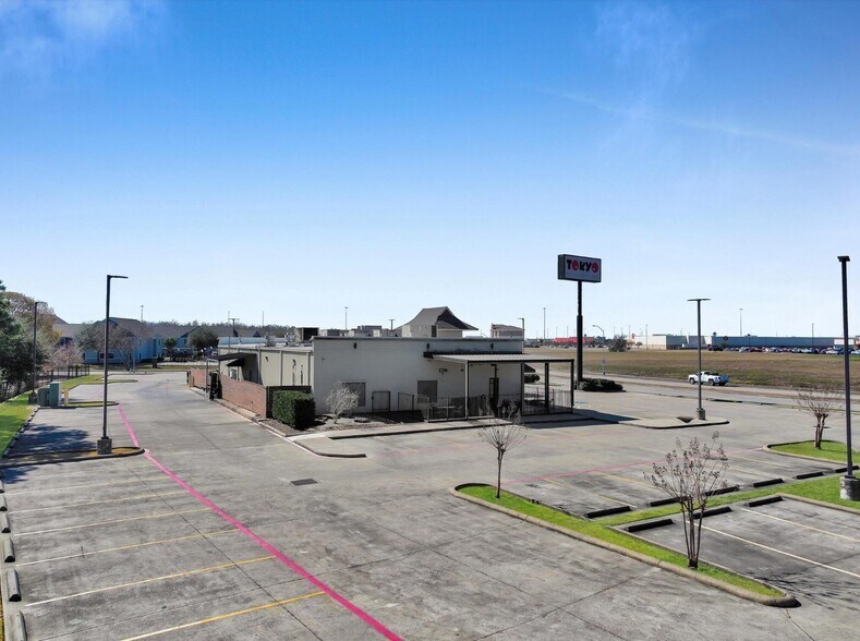 3300 Central Mall Dr, Port Arthur, TX à vendre - Photo du bâtiment - Image 2 de 13