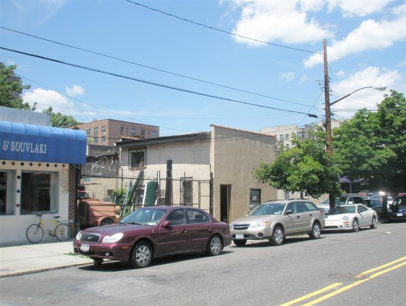 3633 Kingsbridge Ave, Bronx, NY for sale Interior Photo- Image 1 of 1