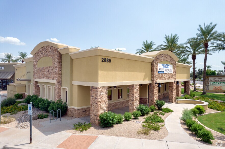 2885 S Alma School Rd, Chandler, AZ à louer - Photo principale - Image 1 de 4