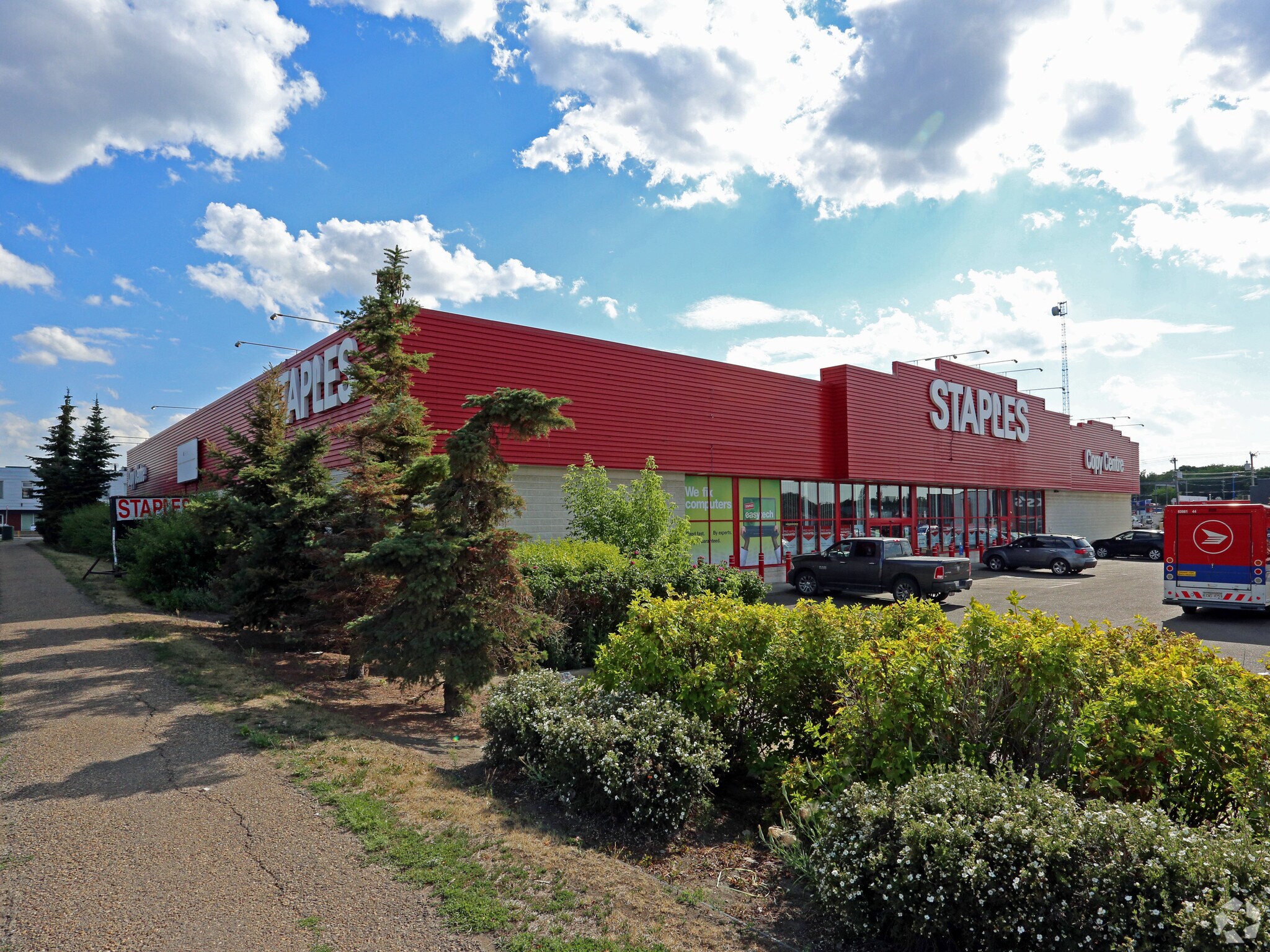 6510 Gateway Blvd NW, Edmonton, AB à vendre Photo principale- Image 1 de 1