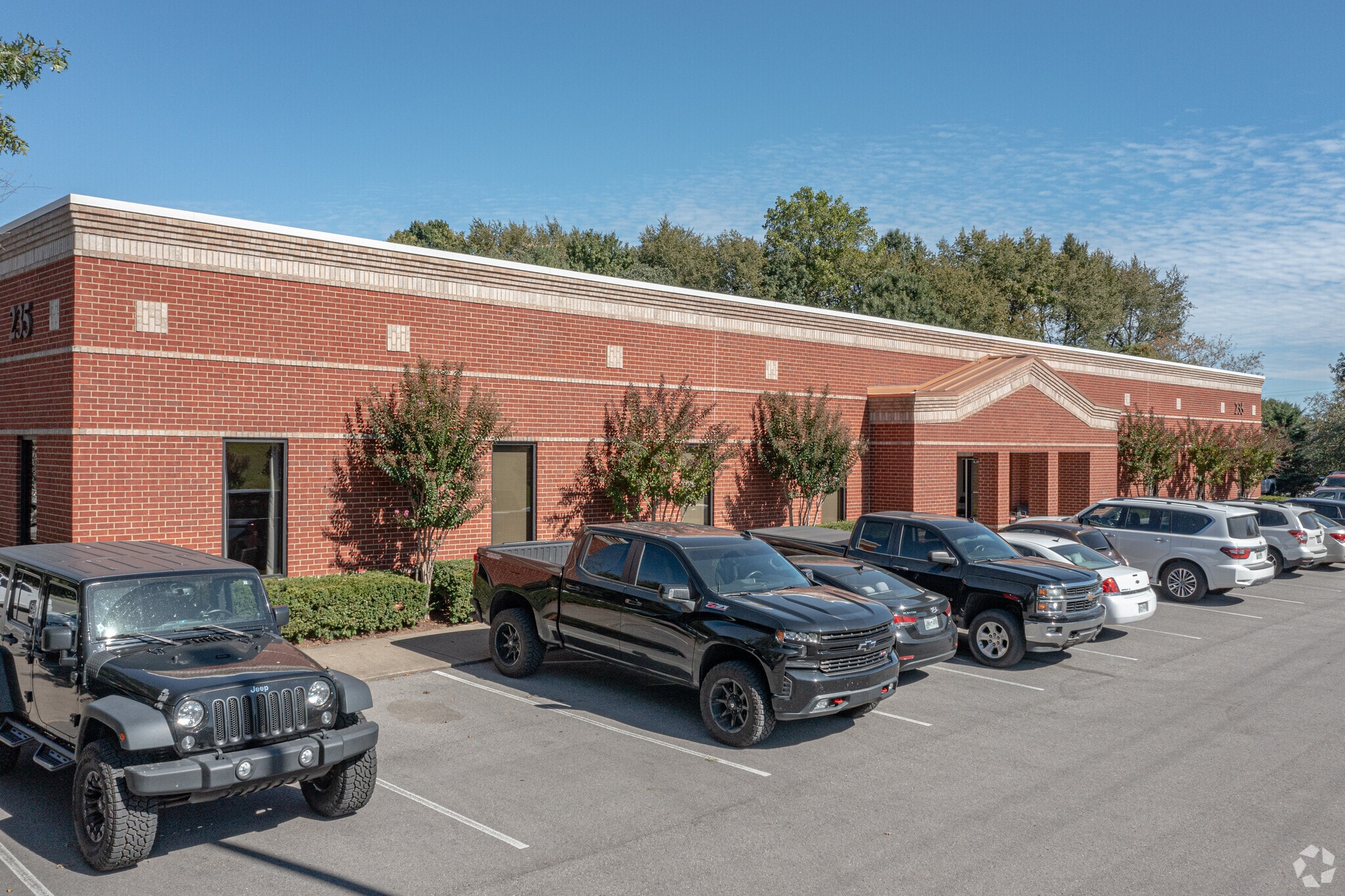 235 Noah Dr, Franklin, TN for lease Primary Photo- Image 1 of 5