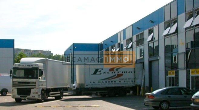 Industrial in Vitry-sur-Seine for lease - Building Photo - Image 1 of 6