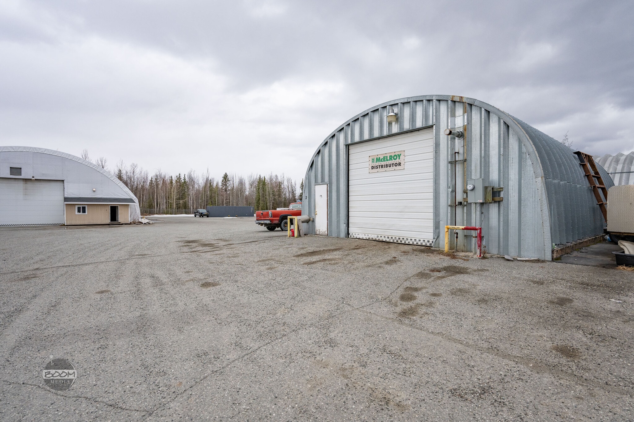 3042 S Big Lake Rd, Wasilla, AK for lease Building Photo- Image 1 of 4