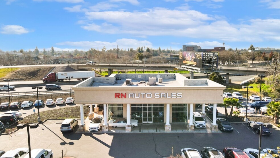 7900 E Stockton Blvd, Sacramento, CA for sale - Primary Photo - Image 1 of 28