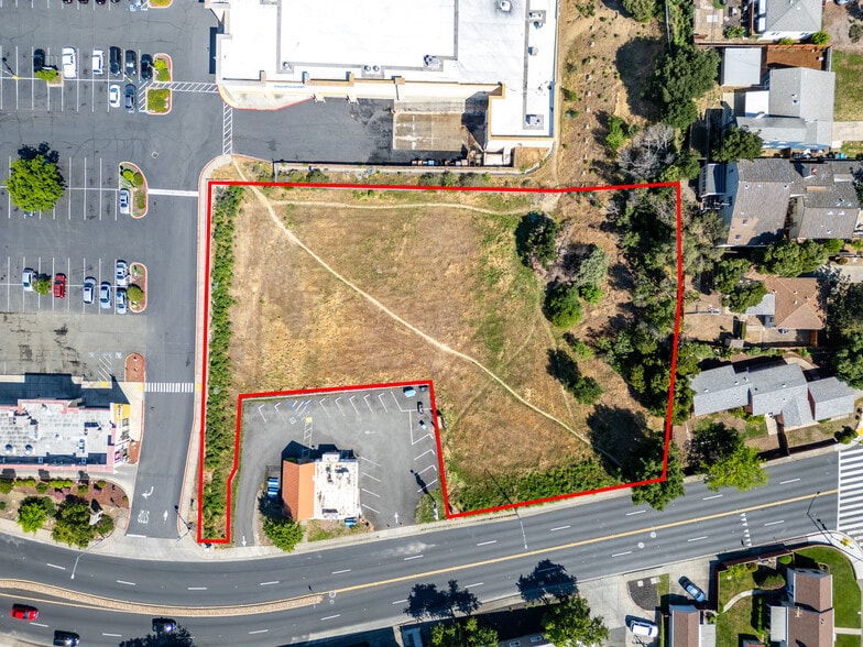 Redwood St, Vallejo, CA for sale - Primary Photo - Image 1 of 7