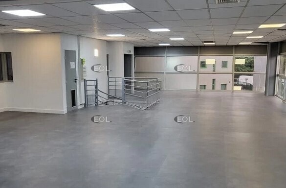 Bureau dans Champigny-sur-Marne à louer - Photo intérieure - Image 2 de 4